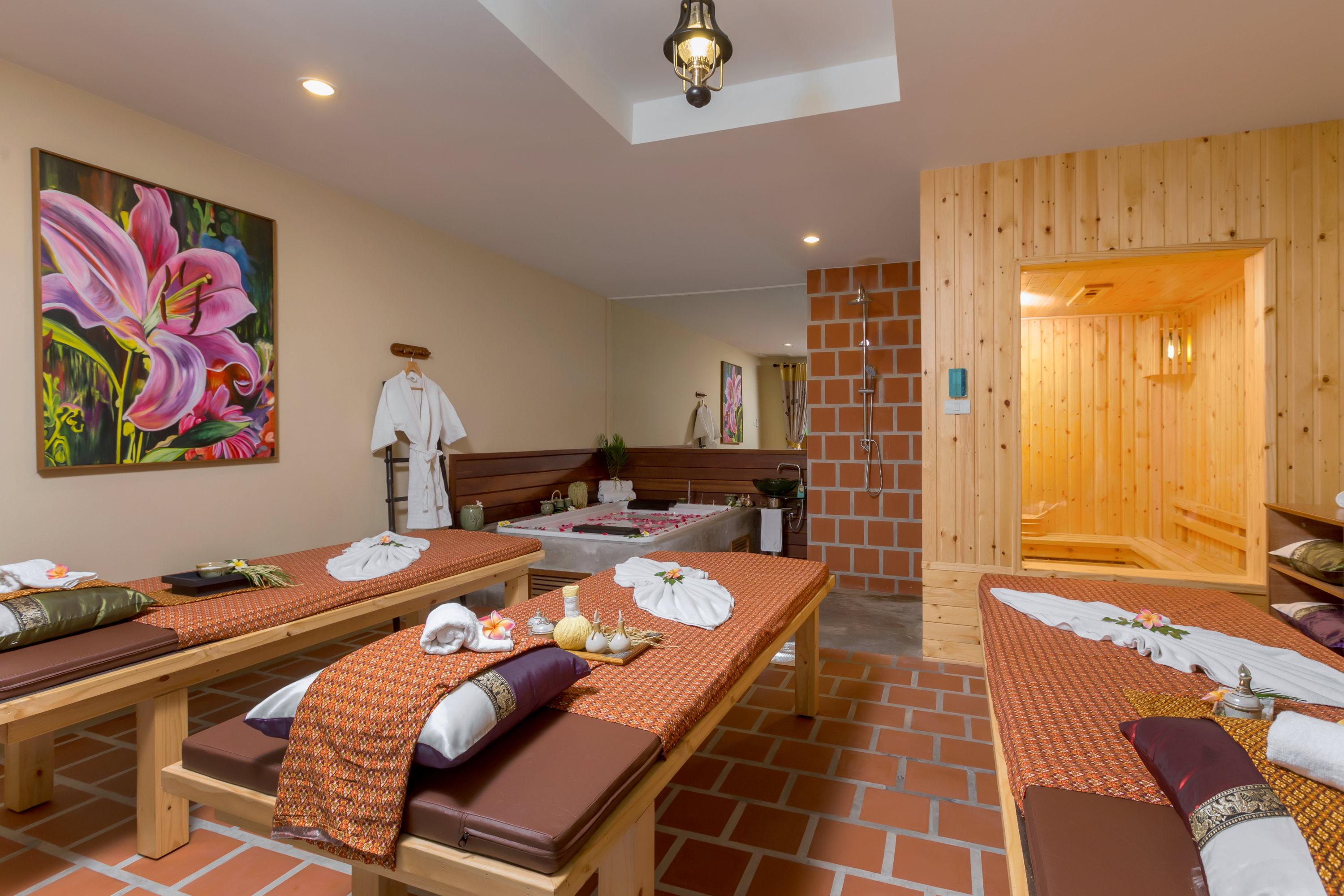 Naina Resort & Spa - Sha Extra Plus Patong Exterior photo