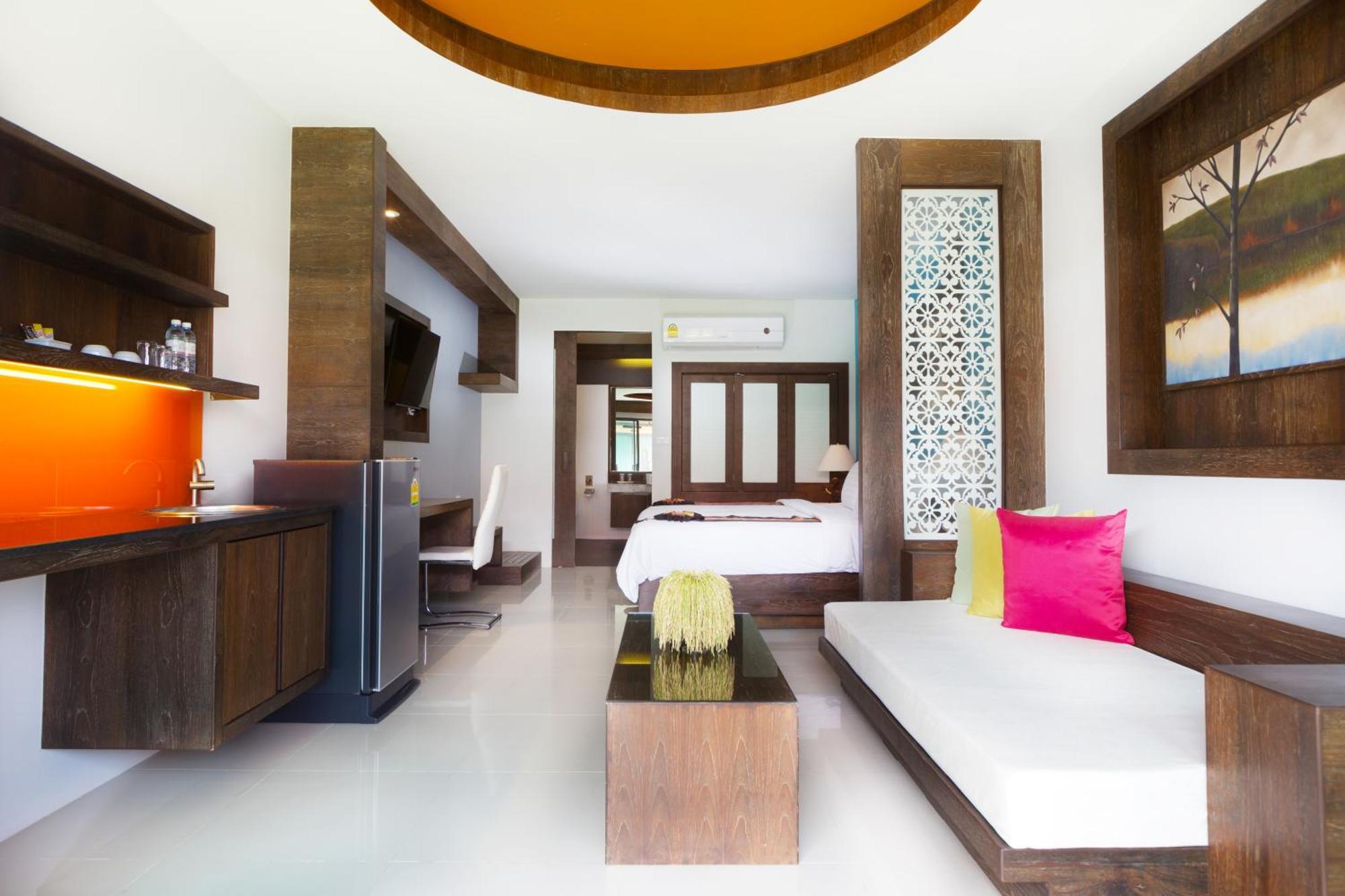 Naina Resort & Spa - Sha Extra Plus Patong Room photo