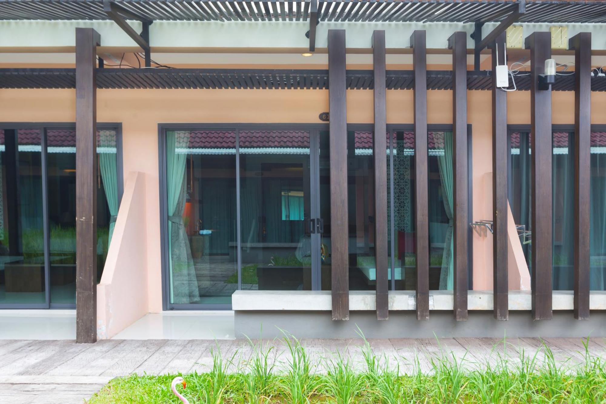 Naina Resort & Spa - Sha Extra Plus Patong Room photo